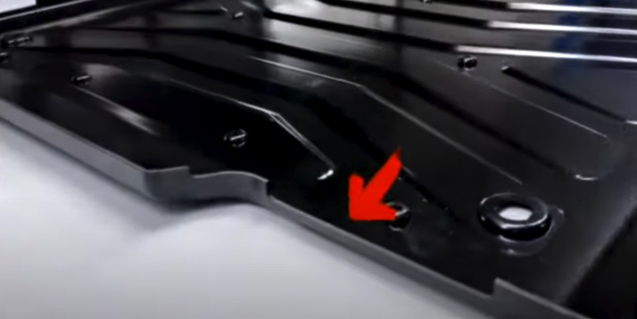 Post-machining for vacuum forming parts,post-machining to cutting critical mating slots