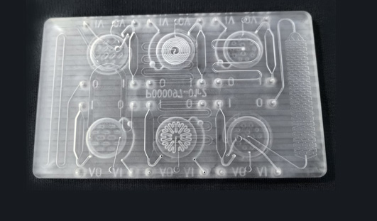 How we machine tiny slots of clear part and keep good surface roughness.